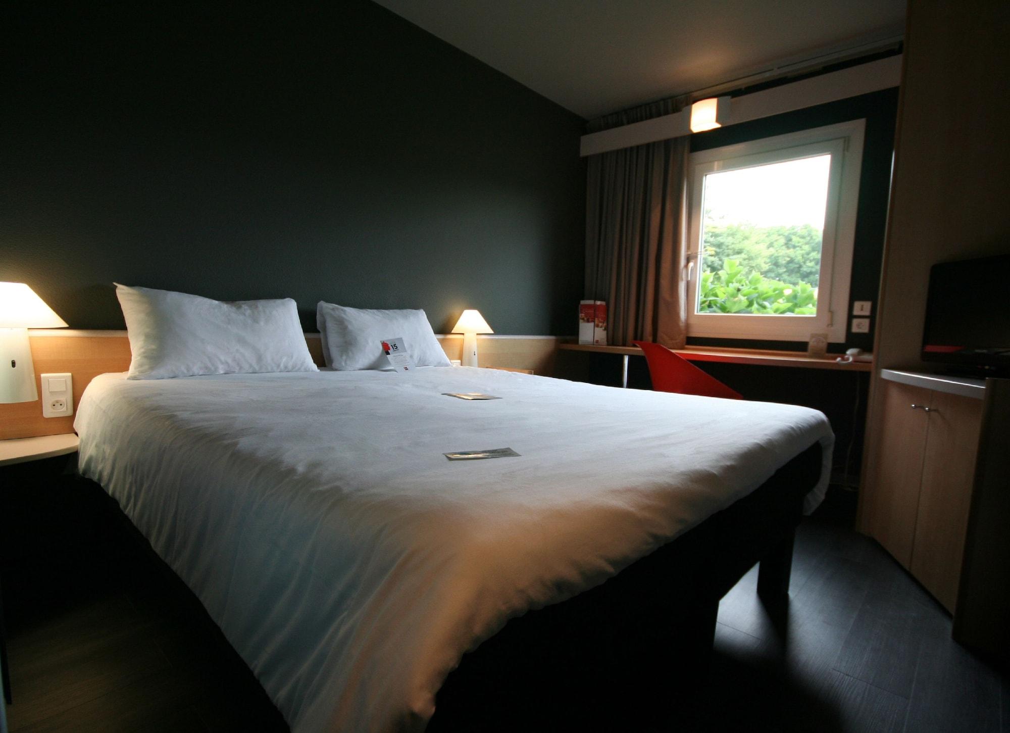 Hotel ibis Saint-Malo Madeleine Exterior foto