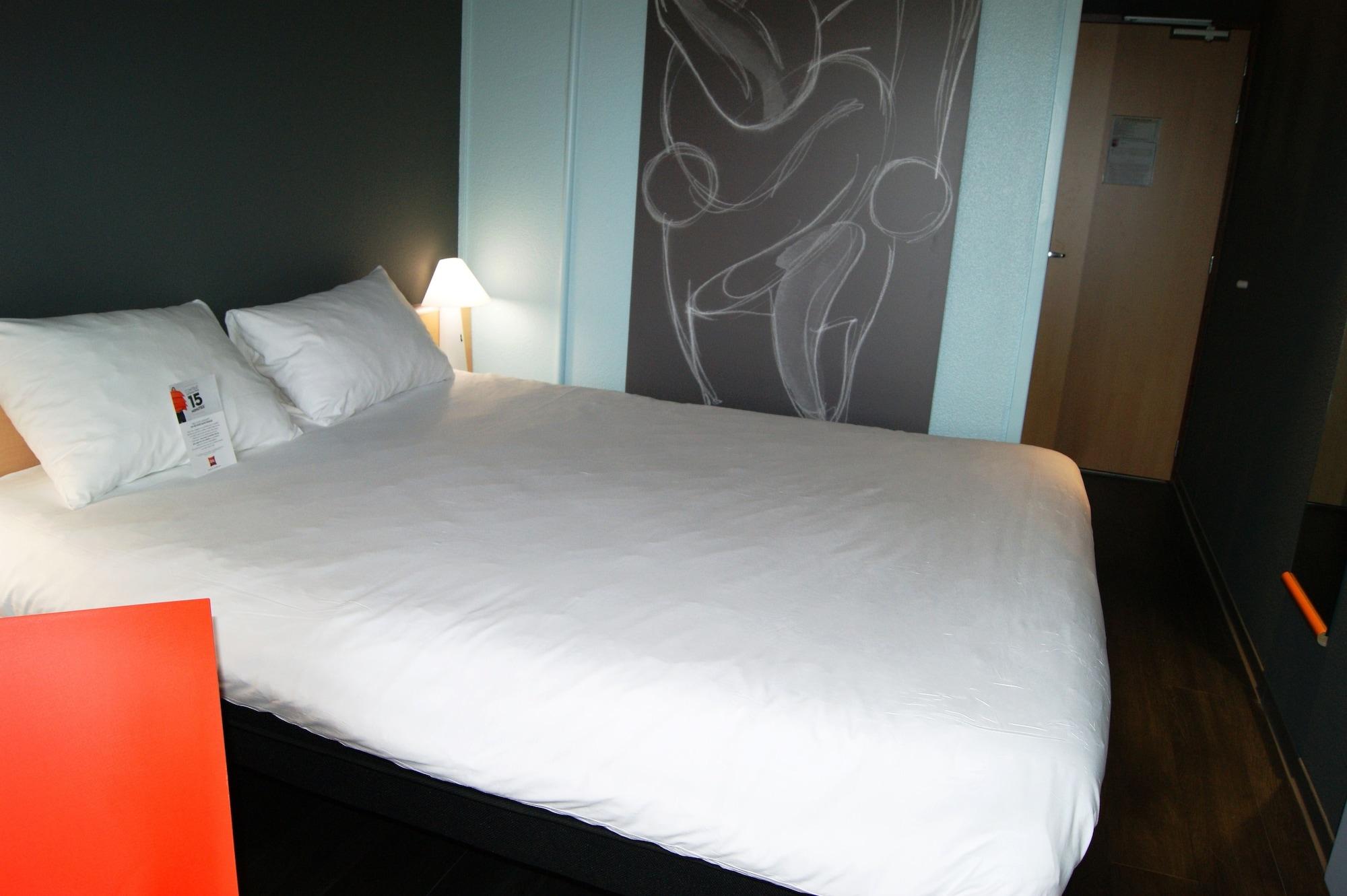 Hotel ibis Saint-Malo Madeleine Exterior foto