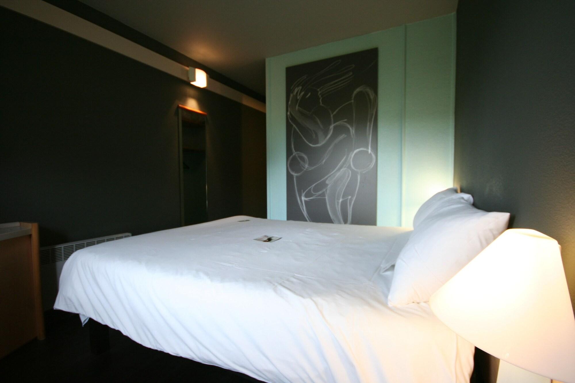 Hotel ibis Saint-Malo Madeleine Exterior foto