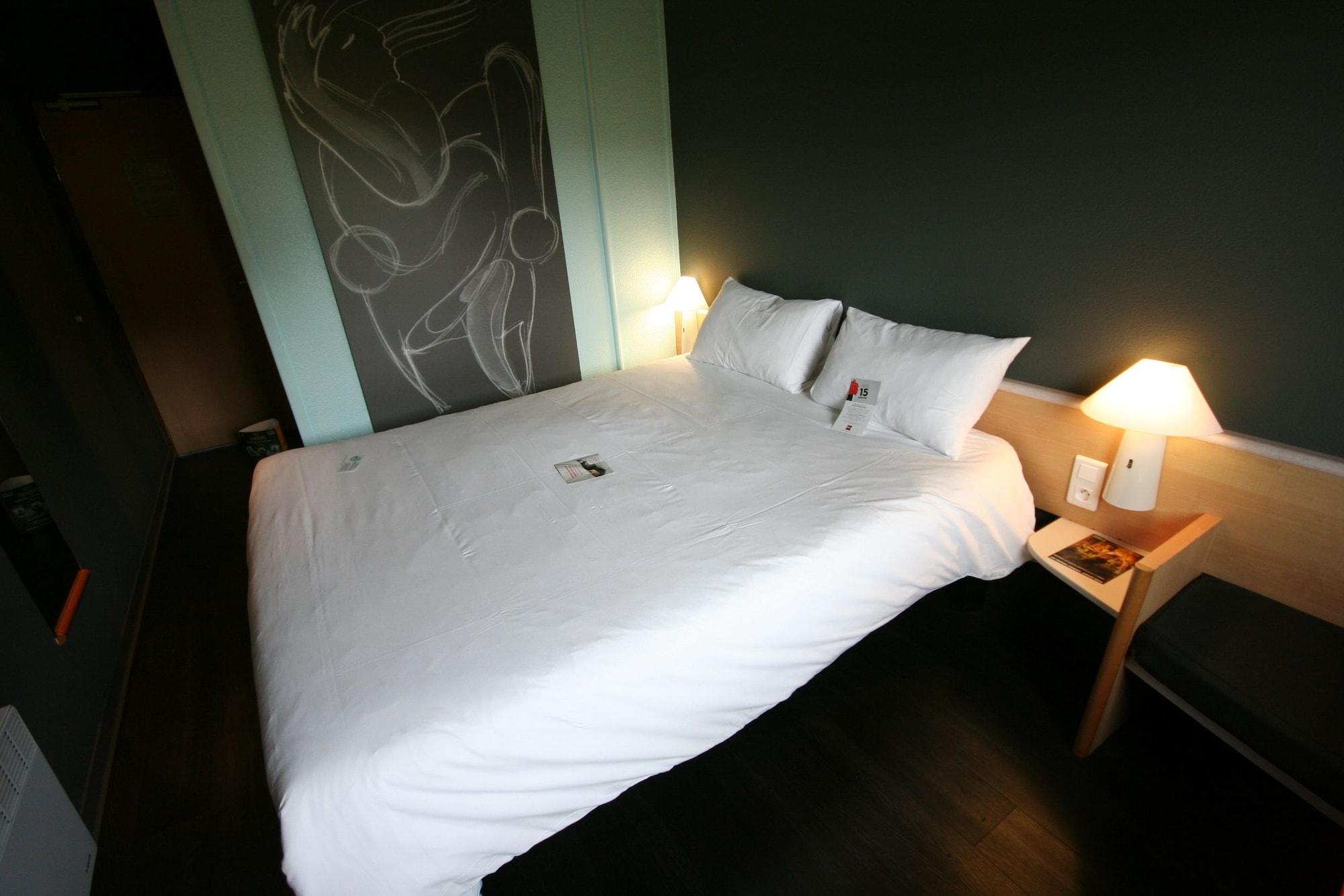 Hotel ibis Saint-Malo Madeleine Exterior foto